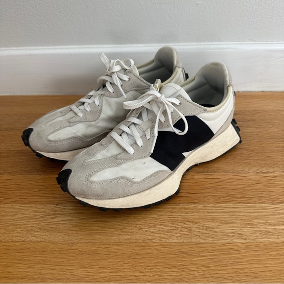 New Balance Shoes - New Balance 327 Sneakers in White and Black